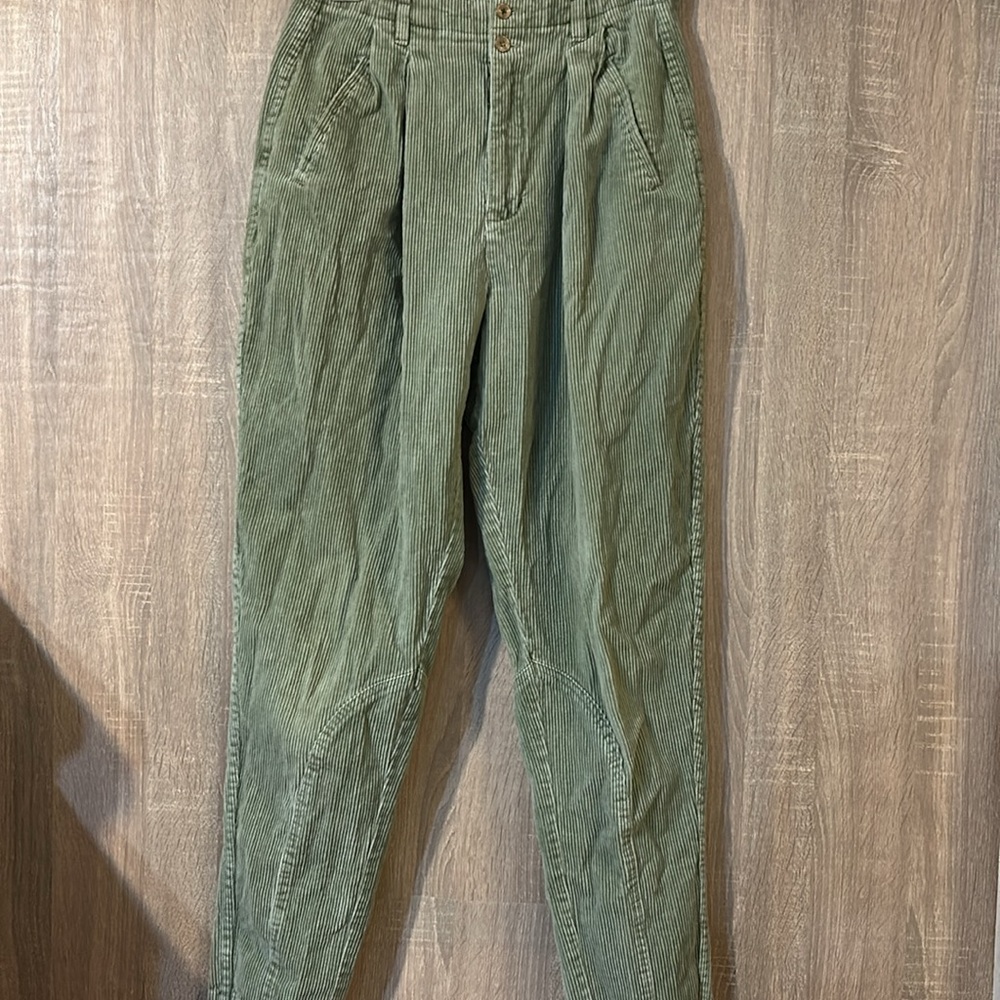 Outback Red corduroy pants size 10 Vintage 100% Cotton